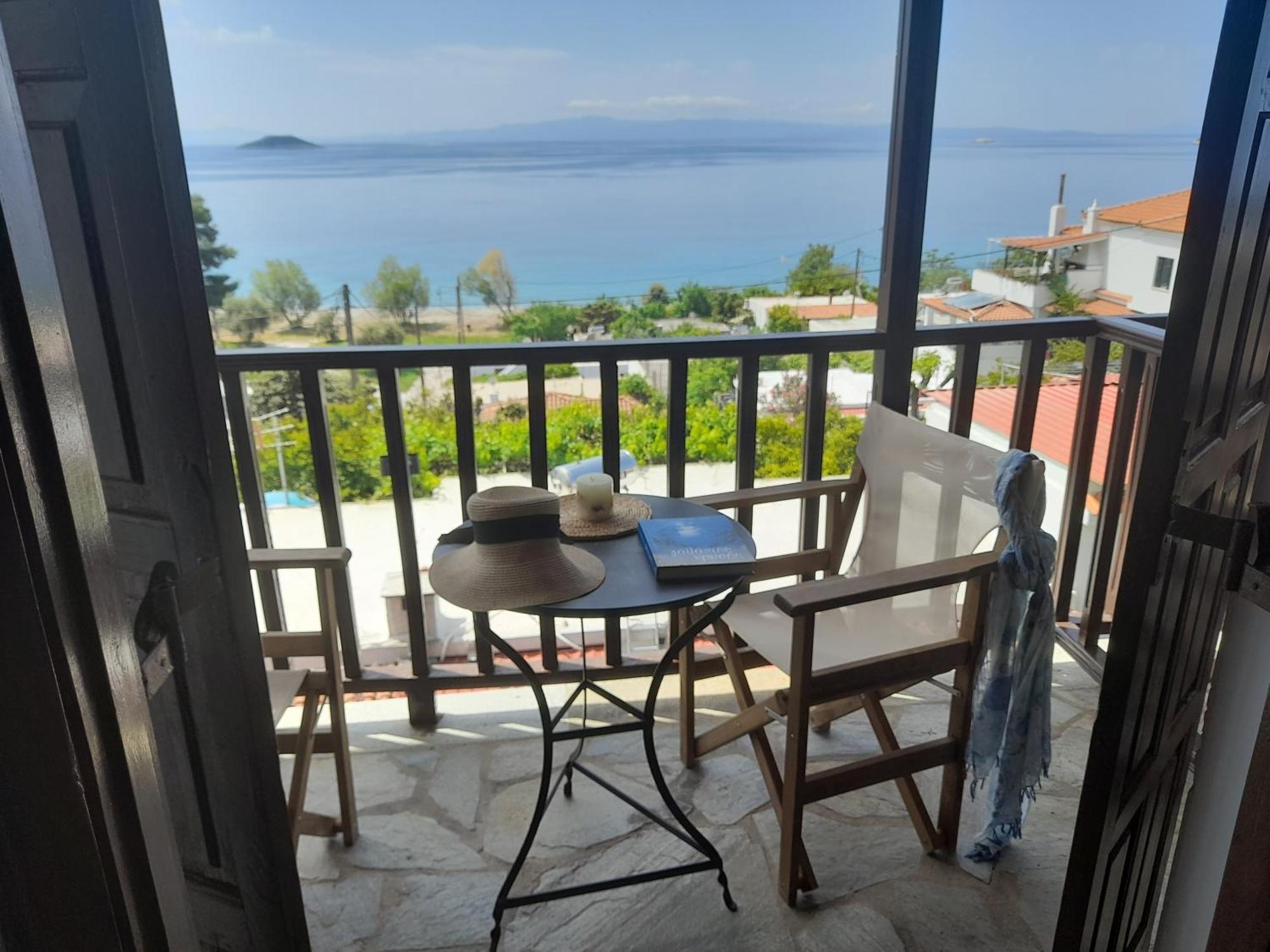Lilian Beachfront Apartments Neo Klima Buitenkant foto