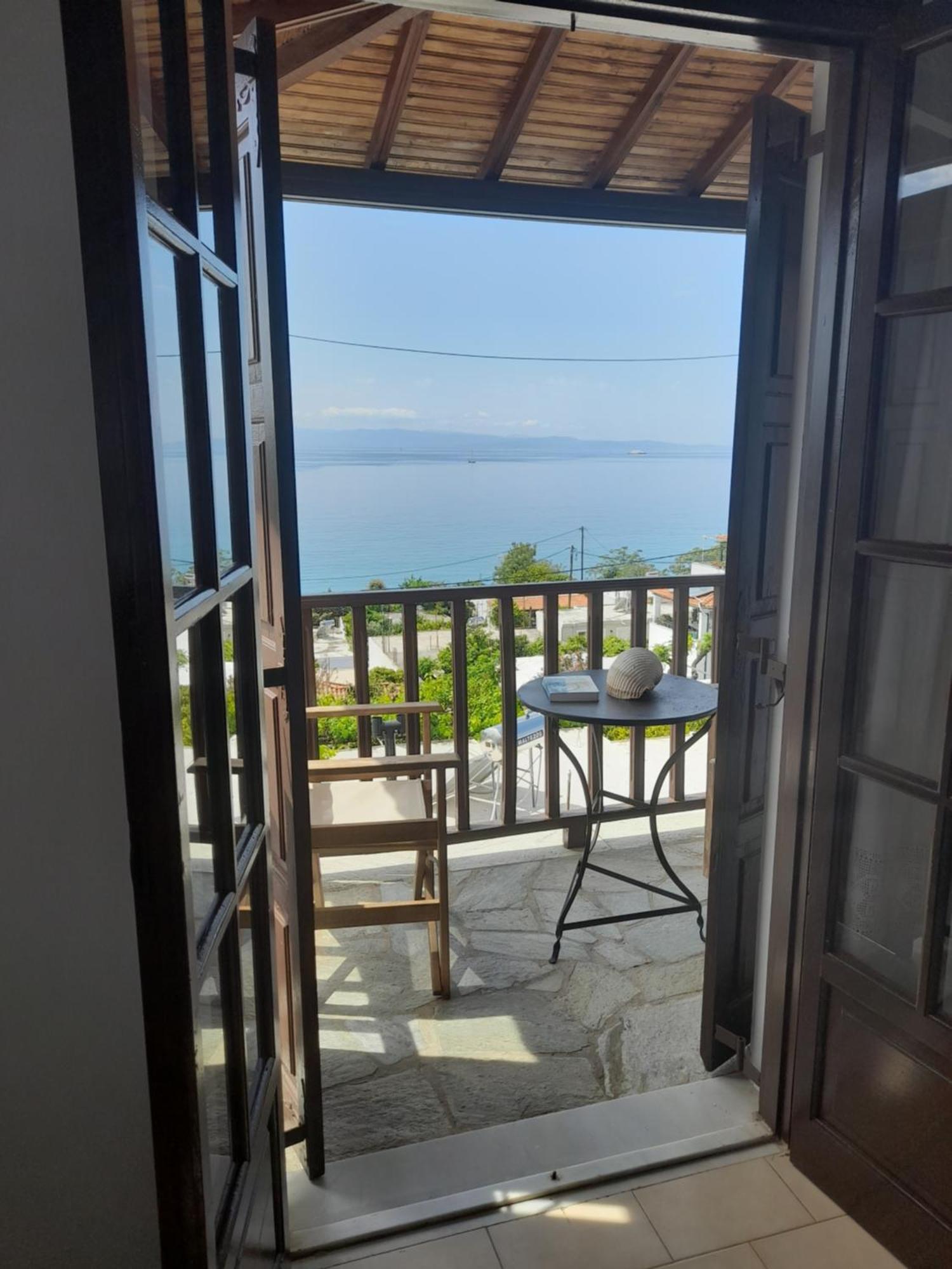 Lilian Beachfront Apartments Neo Klima Buitenkant foto