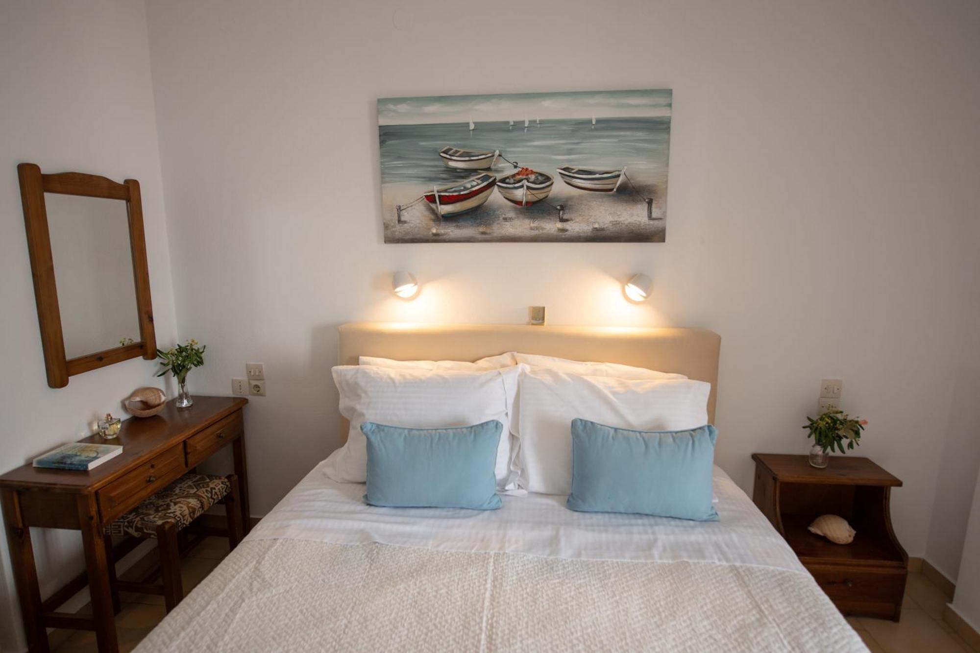 Lilian Beachfront Apartments Neo Klima Buitenkant foto
