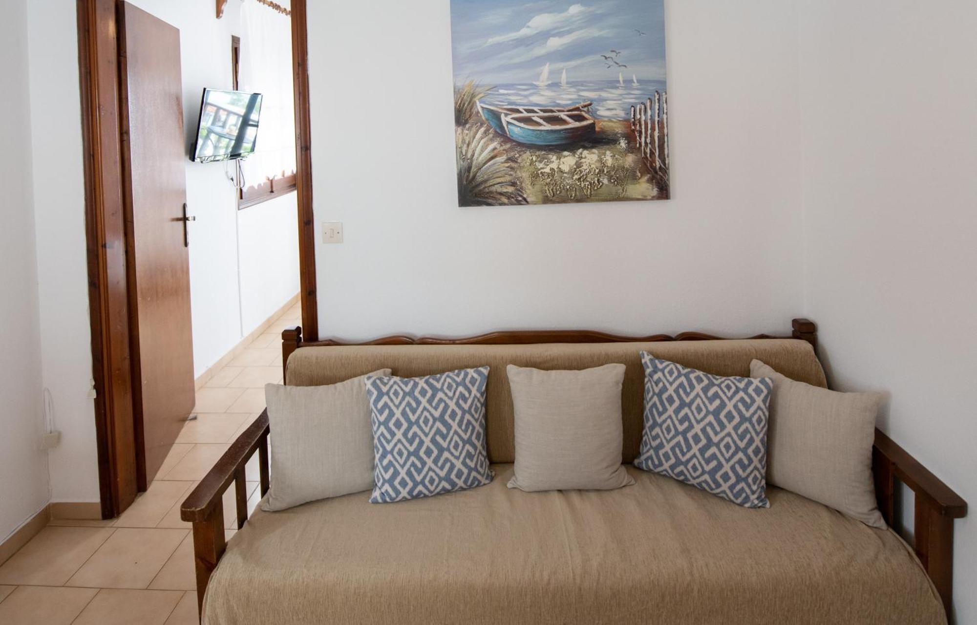 Lilian Beachfront Apartments Neo Klima Buitenkant foto