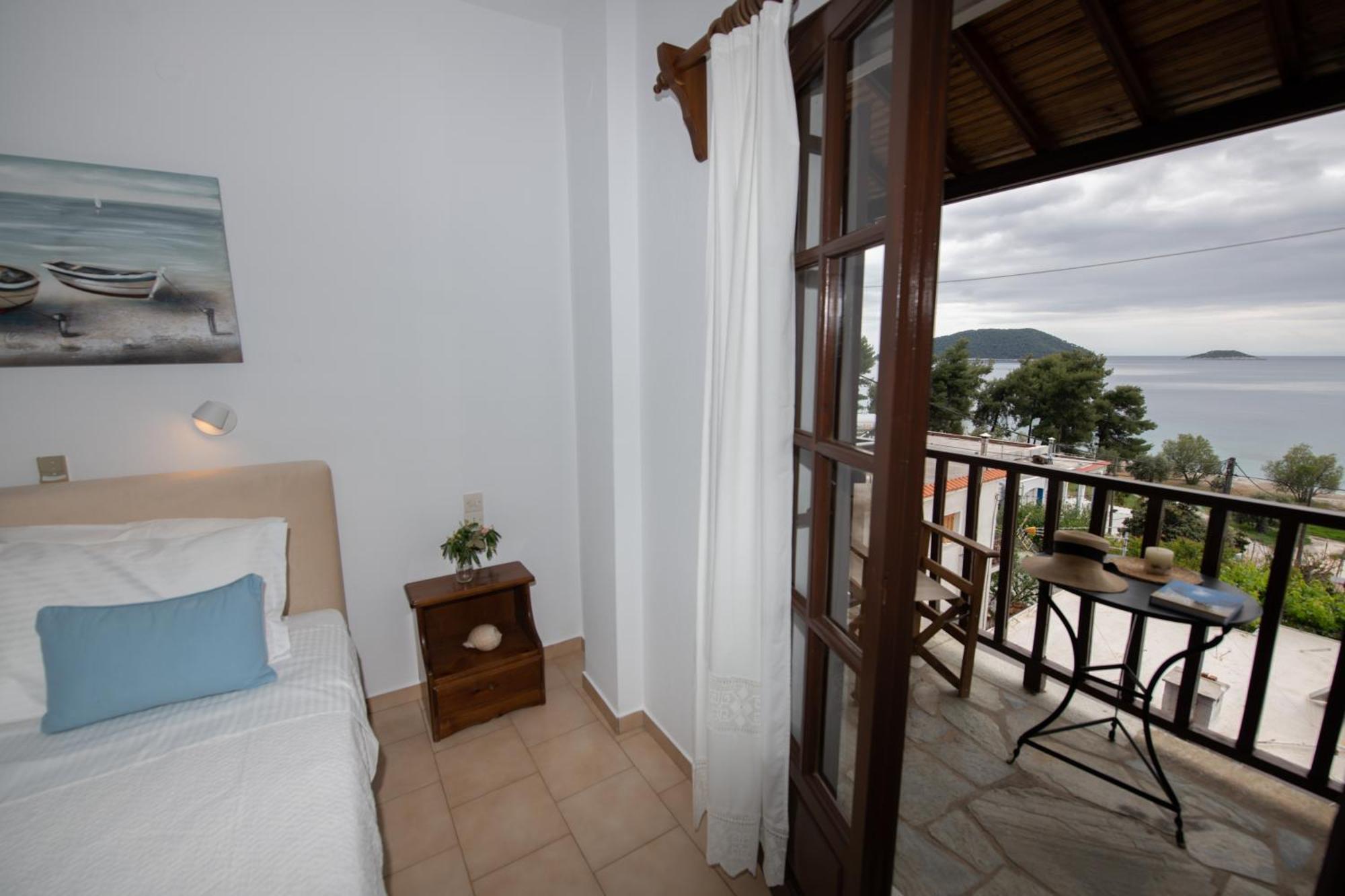 Lilian Beachfront Apartments Neo Klima Buitenkant foto