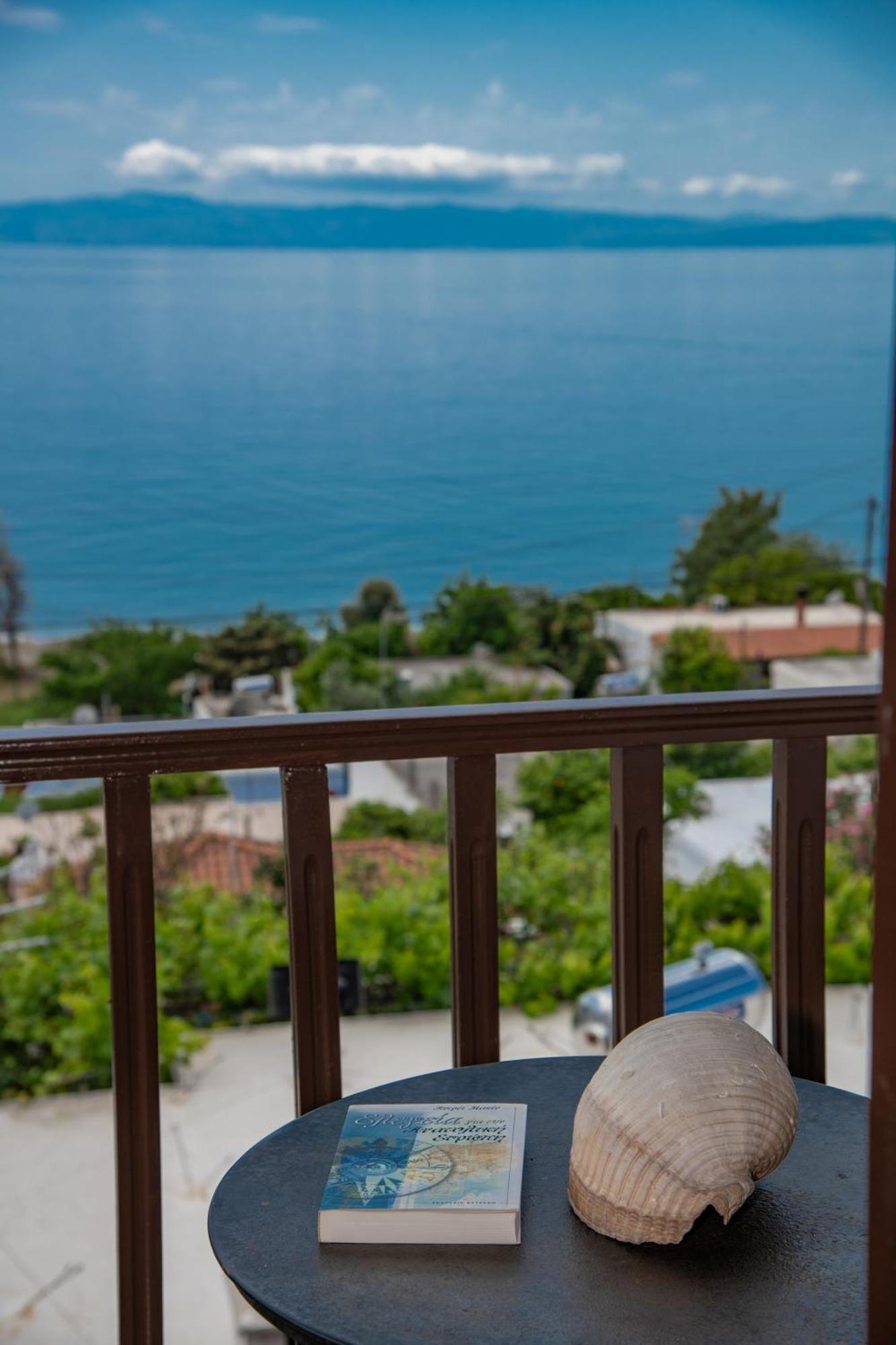 Lilian Beachfront Apartments Neo Klima Buitenkant foto